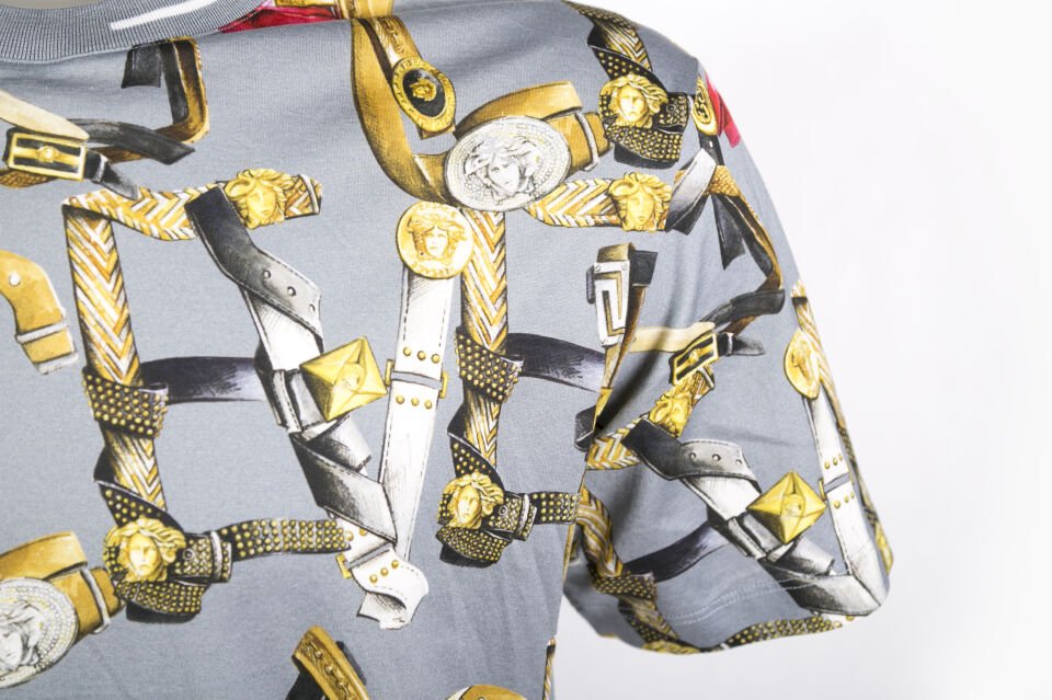 VERSACE