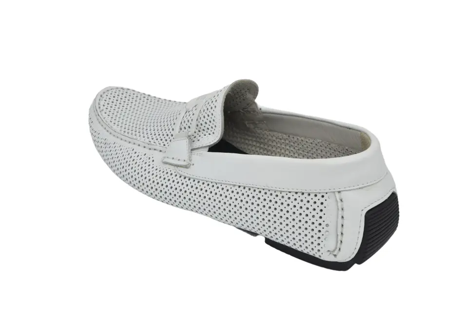 Erkek Beyaz Delikli Deri Loafer