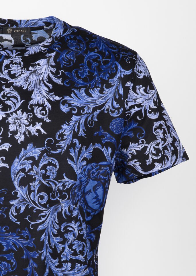 VERSACE