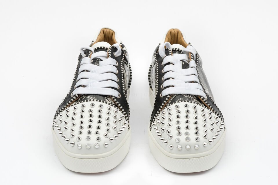 CHRISTIAN LOUBOUTIN