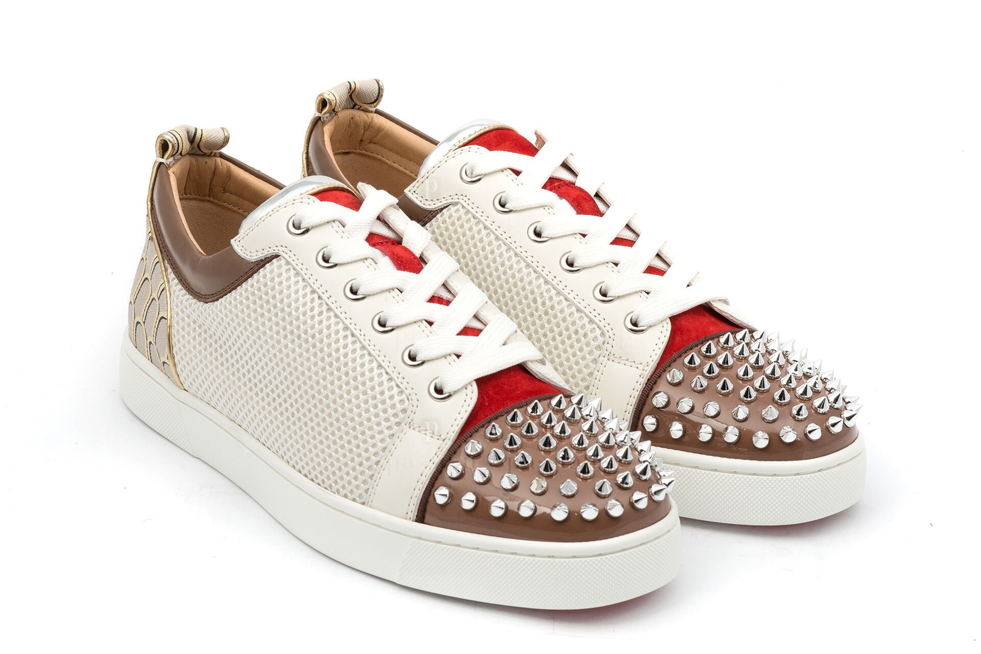 CHRISTIAN LOUBOUTIN